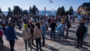Otra protesta en Bariloche para reclamar el cese de la violencia en Villa Mascardi