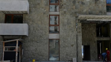 En los últimos tres meses y medio, la Subsecretaría de Gestión Urbana de Bariloche recibió 623 expedientes privados con pedidos para iniciar obras en la ciudad. Foto: archivo