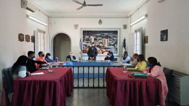Los concejales de Regina acercaron posiciones para avanzar en una reforma parcial de la Carta Orgánica municipal. Foto Néstor Salas