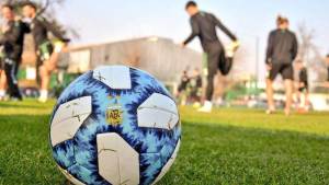 La ola de contagios por coronavirus complica el panorama en el fútbol argentino