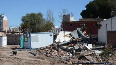 La vivienda que fue demolida en la ex U9.  Foto: Yamil Regules