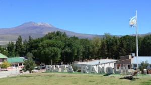 Encontraron a 15 personas en una fiesta en Buta Ranquil