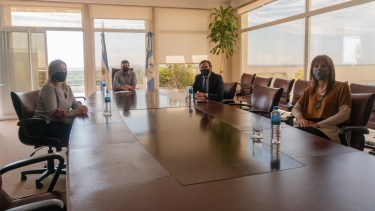 Los representantes del Tribunal Superior se reunieron con el presidente de la Legislatura. (Gentileza)