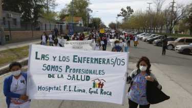 Los enfermeros aseguran que ellos también son parte de los profesionales de la Salud. (foto: Juan Thomes)