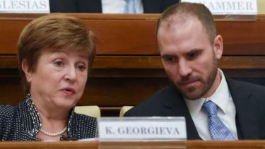 La titular del FMI, Kristalina Georgieva, y el ministro Guzmán. 