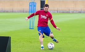 Messi entrena hasta en el día libre en Barcelona