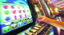 Imagen de Fallo judicial jaquea la licitación de los casinos andinos