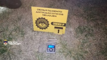 Los cigarrillos de cannabis fueron secuestrados por la policía (Prensa Policía de Neuquén)