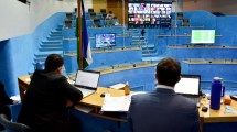 Imagen de El gobierno de Río Negro pide avales a la Legislatura para emitir más deuda