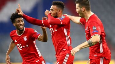Tolisso festeja su golazo, tercero del Bayern al Atlético en Múnich. (Foto: AP)