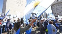 Imagen de Fuerte banderazo contra el gobierno nacional en distintos puntos del país