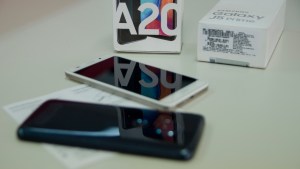 Alta demanda de celulares, computadoras e internet en Bariloche