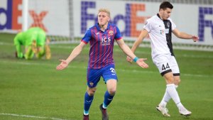 Europa League: Alario, Gaich y Foyth marcaron en el debut