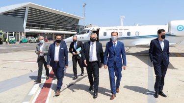 Martínez, Fernández y Gutiérrez en Neuquén, en uno de los encuentros del armado de la ley cuando reinaba el acuerdo.