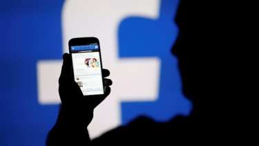 El juicio surge de las descalificaciones que recibió un profesional en Facebook. Foto: Archivo.