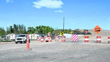 Se reactivarán las obras del corredor petrolero que hoy están a medio terminar