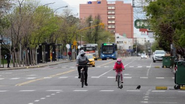 Desde el 24 de junio el conglomerado de Neuquén, Plottier y Centenario registra transmisión comunitaria del virus. Foto Oscar Livera.