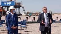Imagen de Alberto Fernández vuelve a Vaca Muerta en un intento por recuperar la agenda positiva