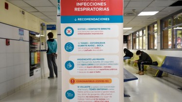La mujer murió e la guardia del hospital Castro Rendón de Neuquén. (Archivo Florencia Salto).-