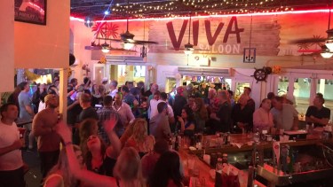 Viva Argentinian Steakhouse a pleno antes de la pandemia. Es el restaurante en Key West del cipoleño Alfredo Giménez y su socio porteño Gastón Beck. Se hicieron amigos trabajando en una petrolera. 