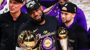LeBron James disfruta de una de sus conquistas más importantes