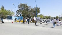 Imagen de En menor número, los trabajadores de la Salud volvieron a marchar en Roca