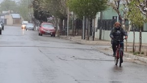 Se cumplió el pronóstico y empezó a neviscar en Cutral Co y Huincul