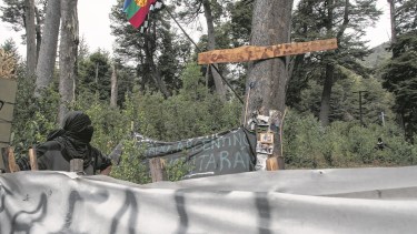 La causa penal principal se origino a partir de la ocupación a principios de noviembre de 2017 de un predio de Parques Nacionales en Villa Mascardi por personas que se identificaron como miembros de la comunidad mapuche Lof Lafken Winkul Mapu. (Foto archivo)