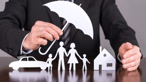 El STJ confirmó multa contra una aseguradora y un banco