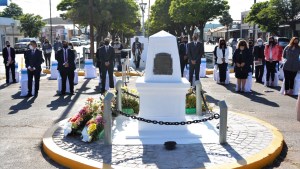 “Rendimos homenaje a los vecinos que nos quitó esta pandemia”, dijo Rioseco