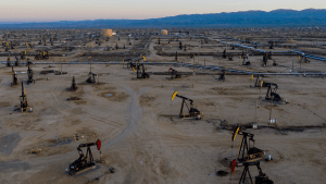 La EIA proyecta un WTI a 43 dólares para el primer semestre