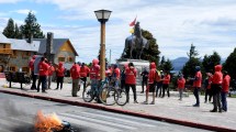 Imagen de Guardavidas de Bariloche intensifican la protesta por falta de acuerdo