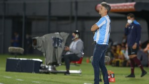 El DT de Gremio, Renato Gaúcho, se puso la camiseta de Maradona en la Libertadores