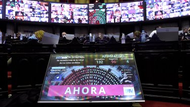 Se aprobó en Diputados el proyecto que busca evitar prácticas especulativas en terrenos incendiados. Foto: @DiputadosAR
