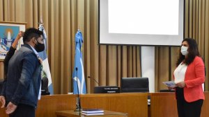 Parra completó la banca de la izquierda y Hauck volvió a la función pública en Neuquén