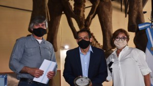El paleontólogo Coria ya es director emérito del museo Carmen Funes en Huincul