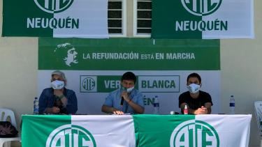 El secretario general Carlos Quintriqueo encabezó el plenario en Plottier. Foto: gentileza.