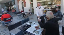 Imagen de Domingo atípico: volvieron los autos, restaurantes y misas a Neuquén