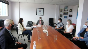 La ministra de Gobierno, Vanina Merlo, y su par de Economía, Guillermo Pons, asistieron por el Ejecutivo. Foto: Oscar Livera.