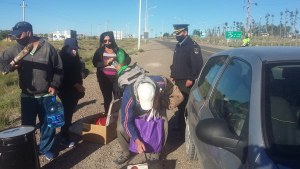 Secuestraron el auto de dirigentes de ATEN que iban a un corte de la Ruta 22