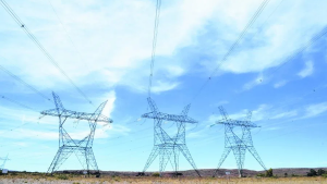Los usuarios pagan menos del 35% del costo de la energía eléctrica