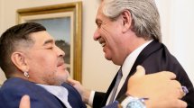 Imagen de Fernández decretó tres días de duelo por la muerte de Maradona