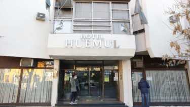 En el inicio de la pandemia, el hotel Huemul sirvió para contener a los pacientes con covid-19. (foto: archivo)
