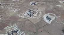 Imagen de Repudian las pintadas sobre los pañuelos de las Madres en Bariloche