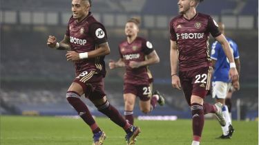 Raphinha fue el autor del único tanto del partido. El Leeds volvió a la victoria luego de tres partidos.