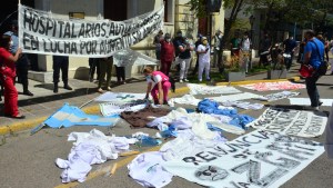Carreras marcará la semana con el presupuesto y el frente hospitalario