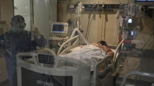 Otras 162 personas murieron y se detectaron 6.843 nuevos casos de coronavirus en el país