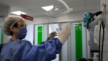 El personal de Salud sigue estando en la principal línea de fuego, por la atención de los pacientes afectados.-
