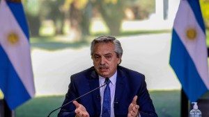 El presidente Fernández busca acelerar la negociación por la vacuna Moderna