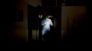 El nivel de ocupación de camas de terapia intensiva sigue alto.